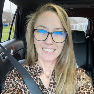 Meet your Posher, Sarah